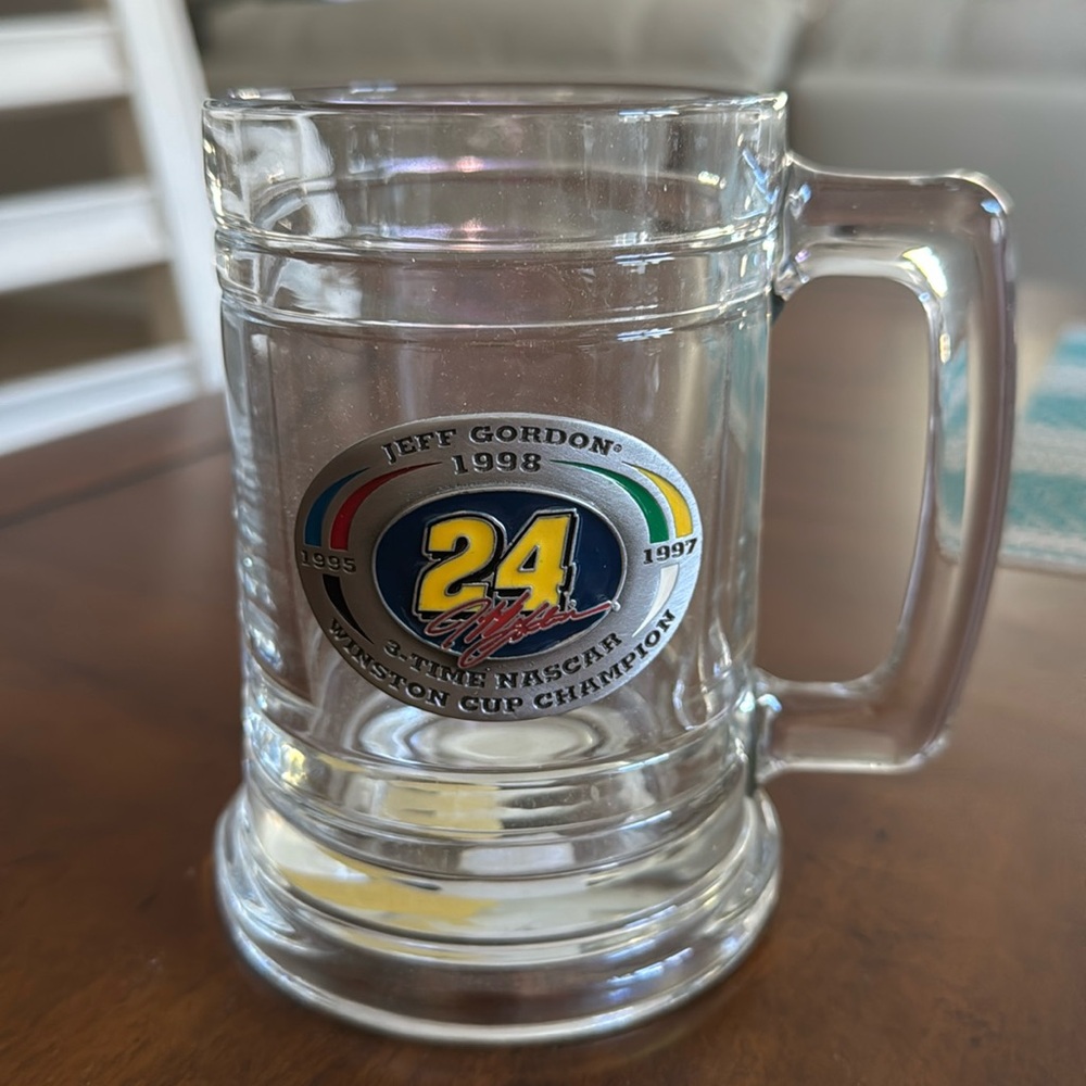 Nice Jeff Gordon Glass Beer Stein Collectible Glass Mug with 3D Logo